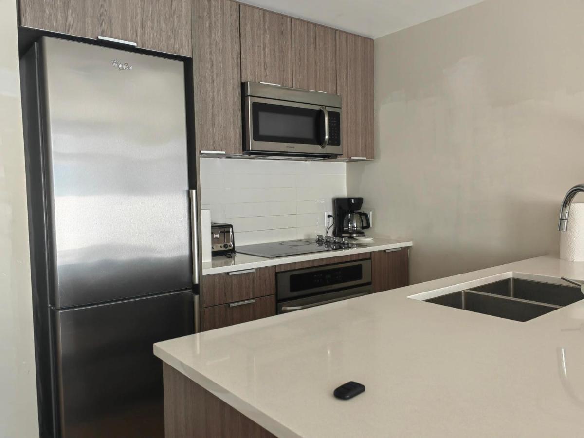 Lovely 1 Bedroom Condo Victoria Exterior photo
